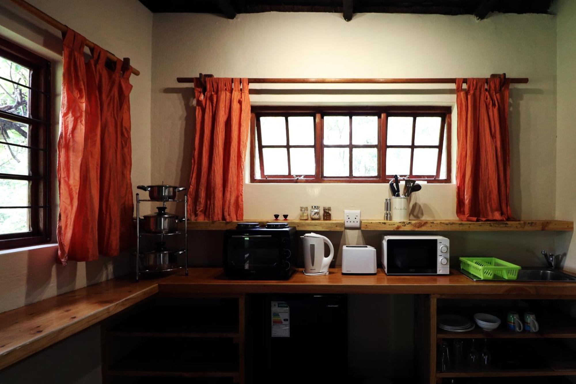 Away With The Fairies Nature Lodge And Backpackers Hogsback Dış mekan fotoğraf