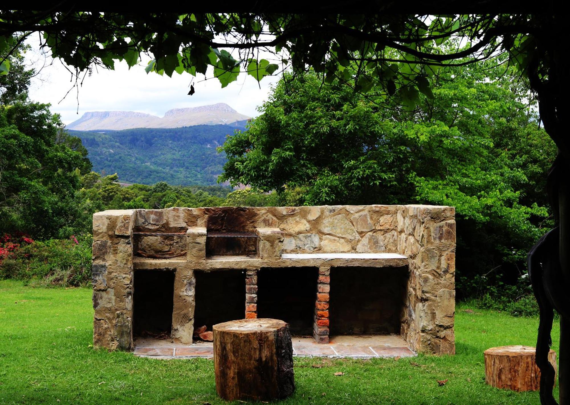 Away With The Fairies Nature Lodge And Backpackers Hogsback Dış mekan fotoğraf